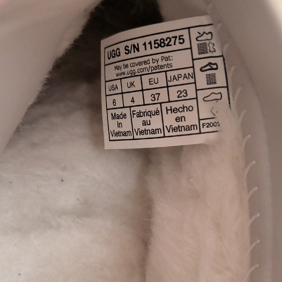 UGG Classic Mini Dipper Puffer Boot White Ceramic - Picture 9 of 9